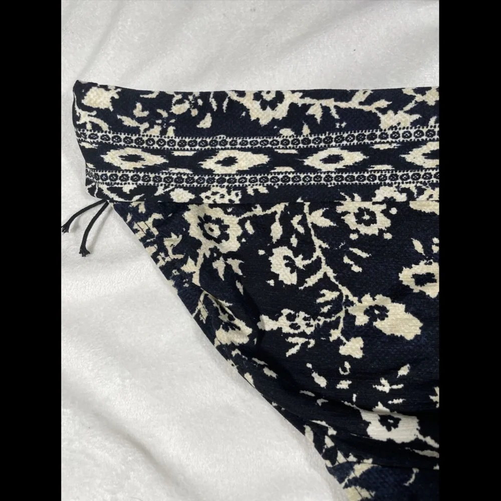 NEW Robin Piccone Flora Twist Ikat‎ Bikini Bottom Blue/Cream [SZ Small ]